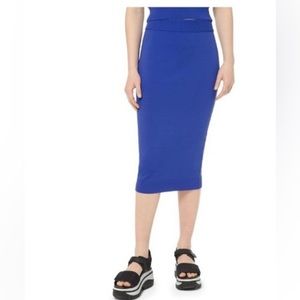 Michael Kors Stretch Pencil Skirt Royal Blue size L New
No tags